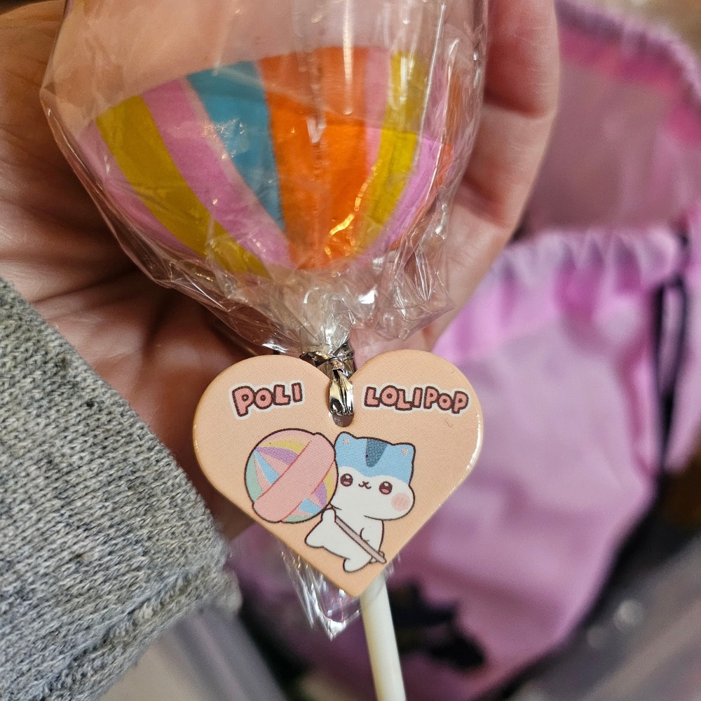 Poli Squishies Hamster on Lollipop Candy Squishy Scented Slow Rising New - Picture 4 of 5
